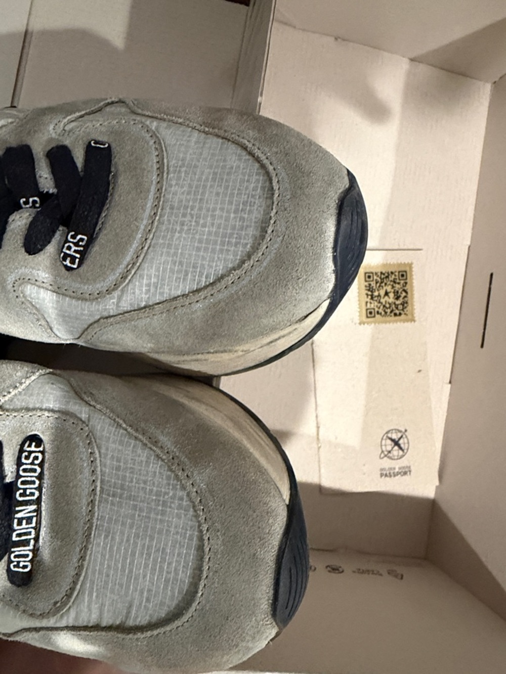 Golden Goose Grey and Black Women’s Sneakers, excellent condition - Picture 11 of 12